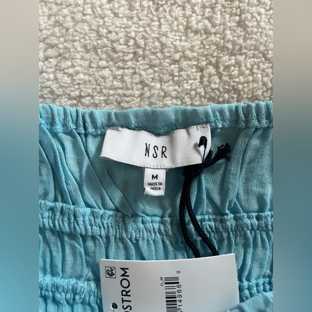 Nordstrom NSR Designer Light Blue Smocked Adjustable Top Juniors Medium - Picture 4 of 16